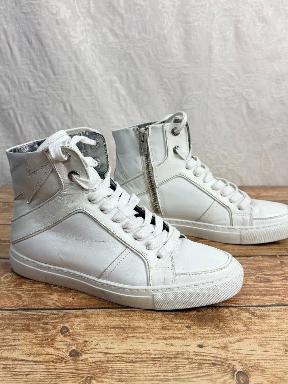 Zadig & Voltaire Women’s 38 White Leather High Top Sneakers Lightning Bolt Zip D